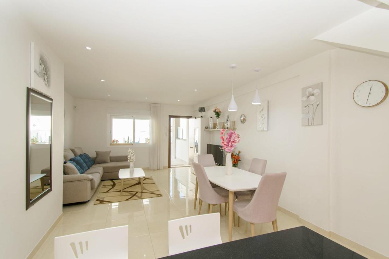 059 Luxury Bungalow - Ac/Wifi Torrevieja Buitenkant foto